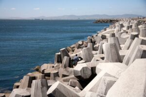 Better Growth, Better Cities: Rethinking and Redirecting Urbanisation in Africa